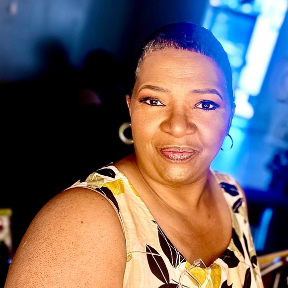 Meet your Posher, London - Picture 1 of 1